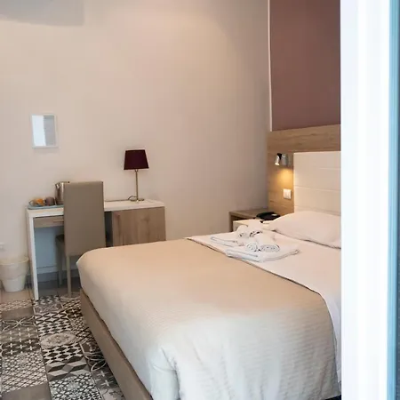 New Gallery 4* Neapel